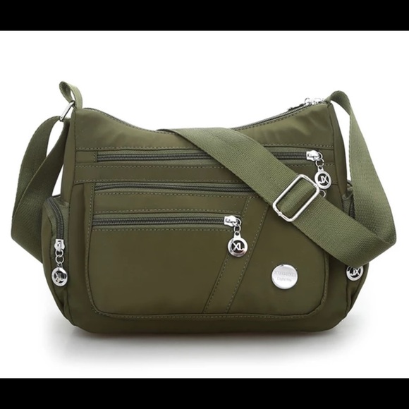 Purse - Picture 1 of 4